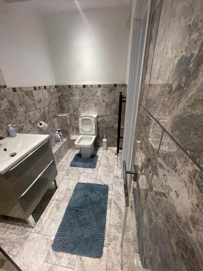 Beautiful En-Suite Bedroom Ipswich Exterior foto